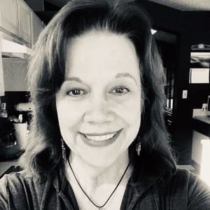 Meet your Posher, Deanna